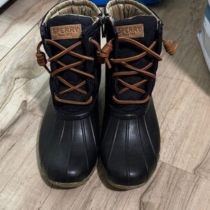 Women's Sperry Saltwater Duck Boots in Black STS84367 size 8 women’s